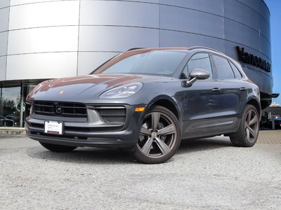 Porsche Macan  2024 à Vancouver, Colombie-Britannique