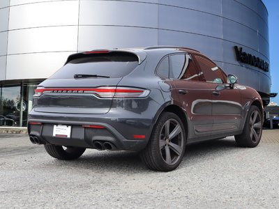 Porsche Macan  2024 à Vancouver, Colombie-Britannique