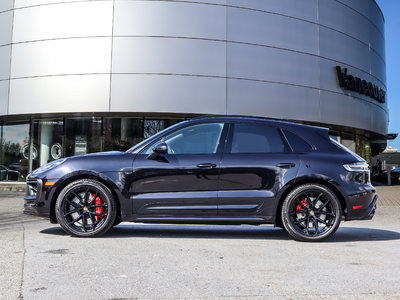 2025 Porsche Macan in Vancouver, British Columbia