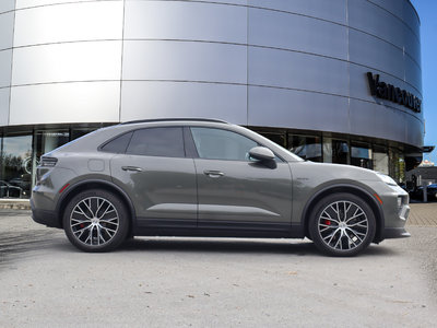 Porsche Macan  2025 à Vancouver, Colombie-Britannique