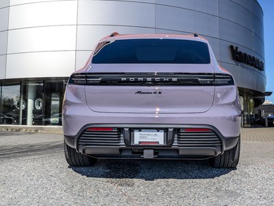 2025 Porsche Macan in Vancouver, British Columbia