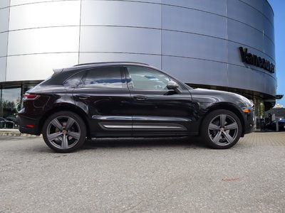 2025 Porsche Macan in Vancouver, British Columbia