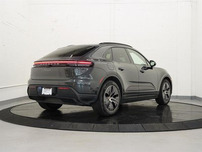 2025 Porsche Macan in Vancouver, British Columbia
