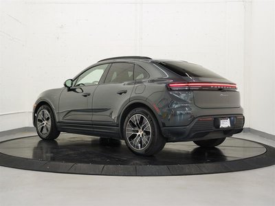 2025 Porsche Macan in Vancouver, British Columbia