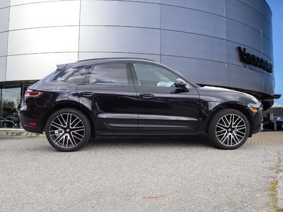 2025 Porsche Macan in Vancouver, British Columbia