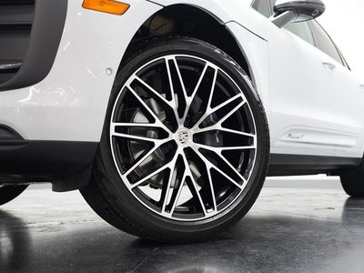 Porsche Macan  2026 à Vancouver, Colombie-Britannique