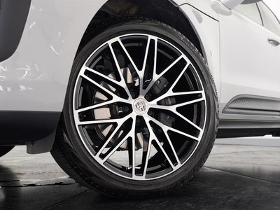 2026 Porsche Macan in Vancouver, British Columbia