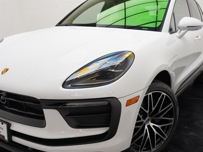 2026 Porsche Macan in Vancouver, British Columbia