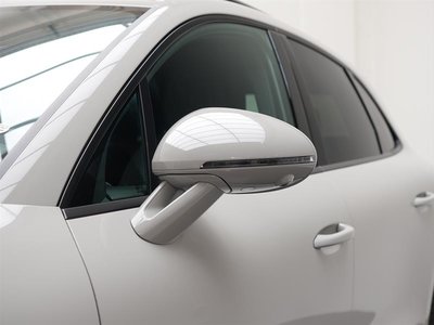 2026 Porsche Macan in Vancouver, British Columbia