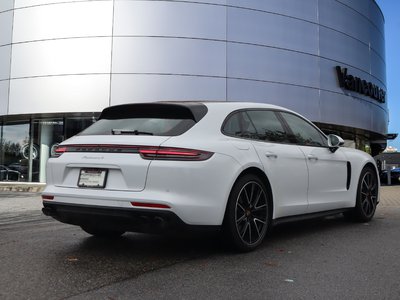Porsche Panamera  2018 à Vancouver, Colombie-Britannique