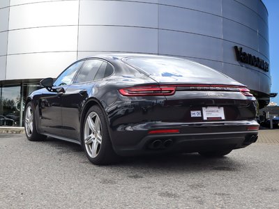 Porsche Panamera  2018 à Vancouver, Colombie-Britannique