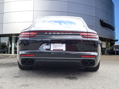 Porsche Panamera  2018 à Vancouver, Colombie-Britannique