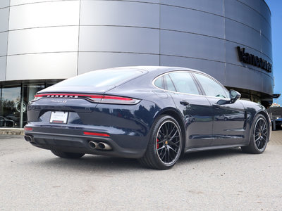 Porsche Panamera  2022 à Vancouver, Colombie-Britannique