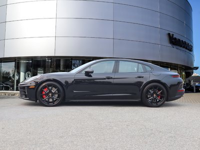 Porsche Panamera  2025 à Vancouver, Colombie-Britannique