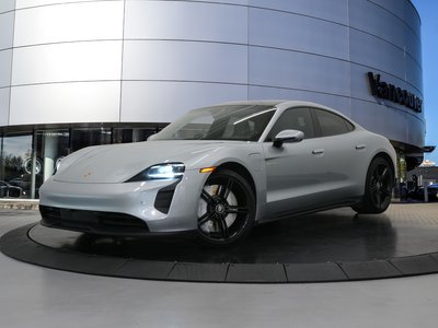 Porsche Taycan  2020 à Vancouver, Colombie-Britannique