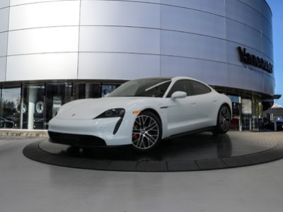 Porsche Taycan  2022 à Vancouver, Colombie-Britannique