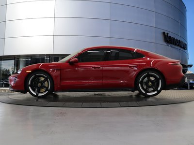 Porsche Taycan  2024 à Vancouver, Colombie-Britannique