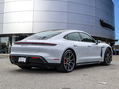 Porsche Taycan  2025 à Vancouver, Colombie-Britannique