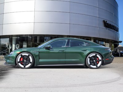 Porsche Taycan  2025 à Vancouver, Colombie-Britannique