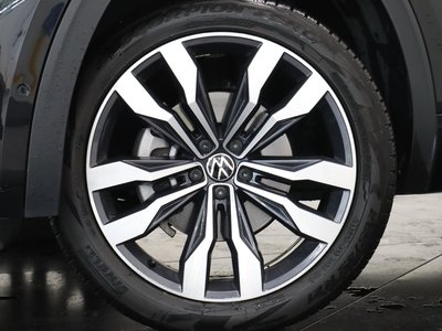 2022 Volkswagen Atlas Cross Sport in Vancouver, British Columbia