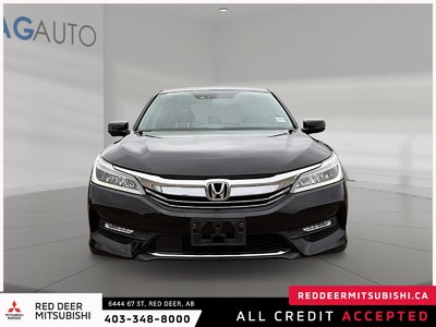 2017 Honda Accord Touring — photo 2