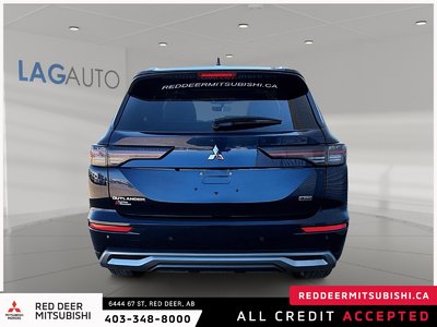 2025 Mitsubishi Outlander LE — photo 3