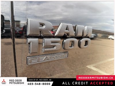 2023 Ram 1500 Classic SLT — photo 8