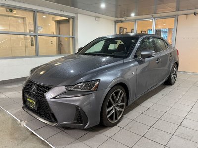 Lexus IS