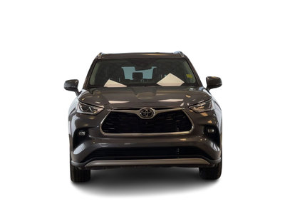 2021 Toyota Highlander in Regina, Saskatchewan