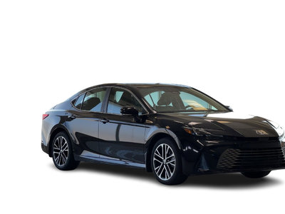 Toyota Camry Hybrid  2025 à Regina, Saskatchewan