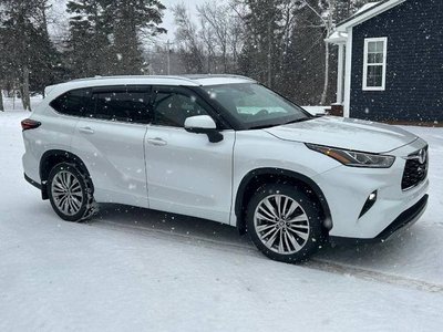 2024 Toyota Highlander in Regina, Saskatchewan