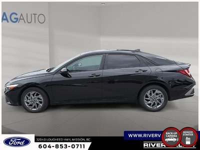 2024 Hyundai Elantra Preferred — photo 5