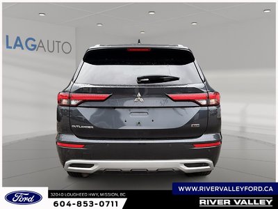2024 Mitsubishi Outlander GT — photo 3