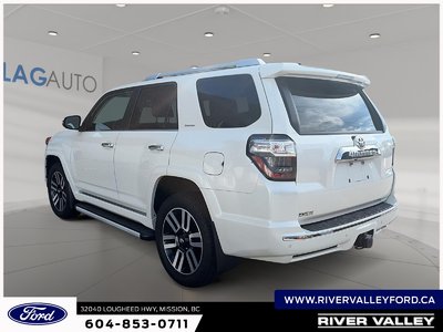 2019 Toyota 4Runner SR5 — photo 4