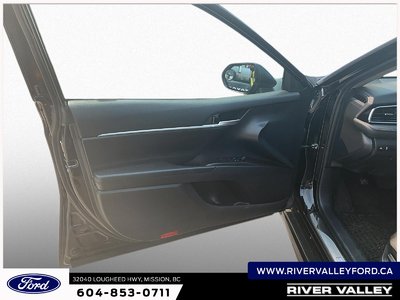 2023 Toyota Camry SE — photo 8