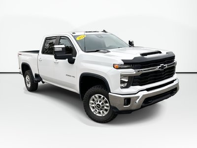 2024 Chevrolet Silverado 2500HD LT | Cam | USB | HtdWheel | Warranty to 2028 Clean CarFax | Dealer Serviced | Local One Owner