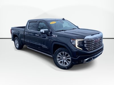 2023 GMC SIERRA 1500 Denali | Ventilated Seats | Htd Wheel | 4WD Clean CarFax | Local Trade | Well Maintained
