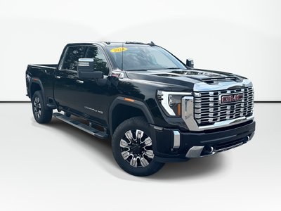 2024 GMC Sierra 2500 Denali 4WD Crew Leather | Roof | Nav | Htd&Cooled Seats One Owner | Clean CarFax