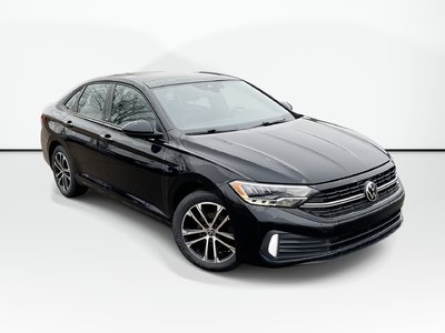 2023 Volkswagen JETTA Comfortline |  Htd Seats | Cruise | Cam Low Milage | Local Trade