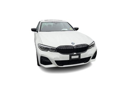 2022  330e in North Vancouver, British Columbia