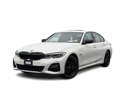2022  330e in North Vancouver, British Columbia