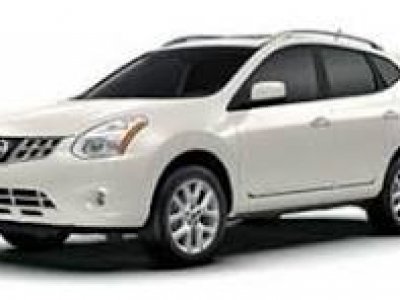 2013 Nissan Rogue in North Vancouver, British Columbia