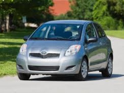 2009 Toyota Yaris in North Vancouver, British Columbia