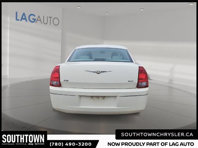 2005 Chrysler 300 300 — photo 3