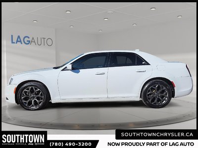 2018 Chrysler 300 300S — photo 5