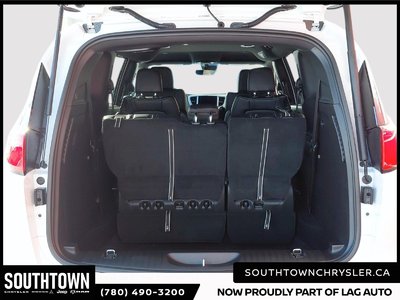 2026 CHRYSLER Grand Caravan SXT — photo 6