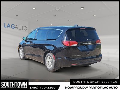 2026 CHRYSLER Grand Caravan SXT — photo 4