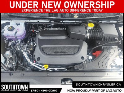 2027 CHRYSLER Grand Caravan SXT — photo 8