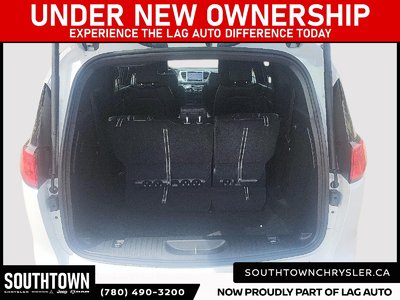 2027 CHRYSLER Grand Caravan SXT — photo 6