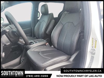 2027 CHRYSLER Pacifica SELECT AWD — photo 8